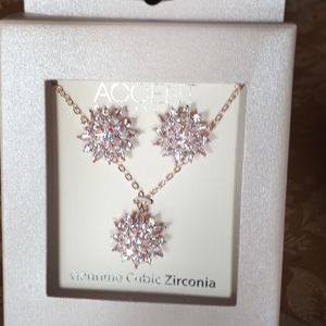 Wedding Rose Gold Snowflake Earrings & Necklace Gift Set